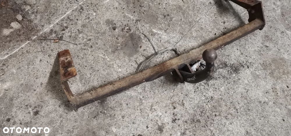 Hak Holowniczy Voyager II 91-95 - 2