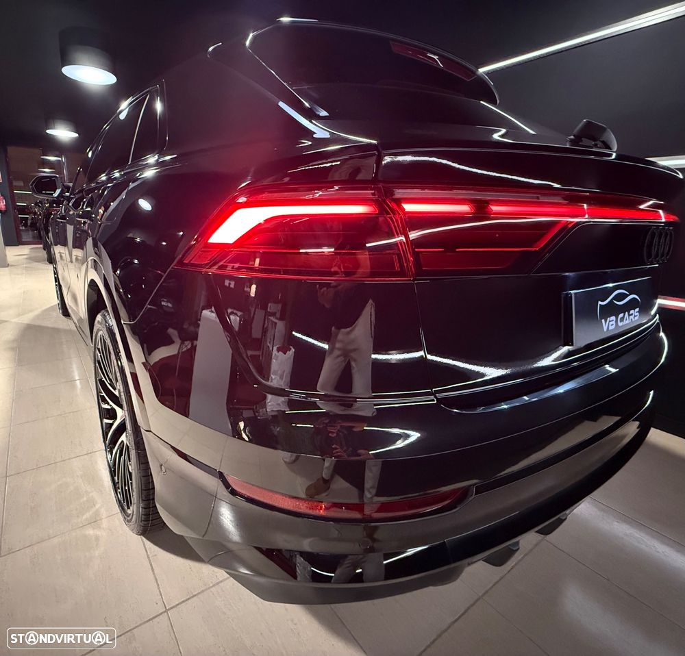 Audi Q8 60 TFSIe quattro S line Tiptronic - 25