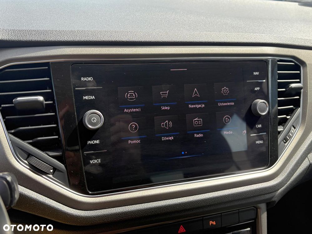 Volkswagen T-Roc 1.0 TSI Advance - 23