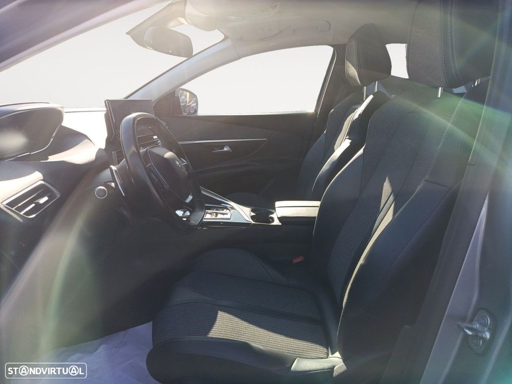Peugeot 3008 1.5 BlueHDi Allure EAT8 - 9