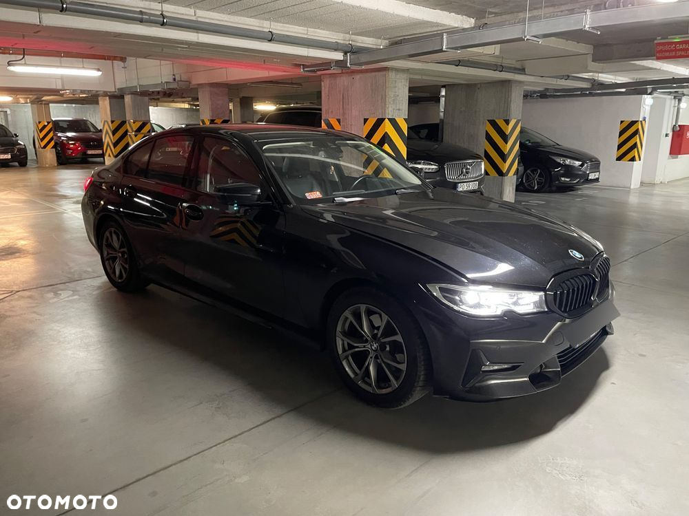 BMW Seria 3 320d Sport Line sport - 11