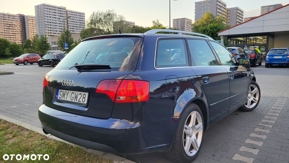 Audi A4 Avant - 4