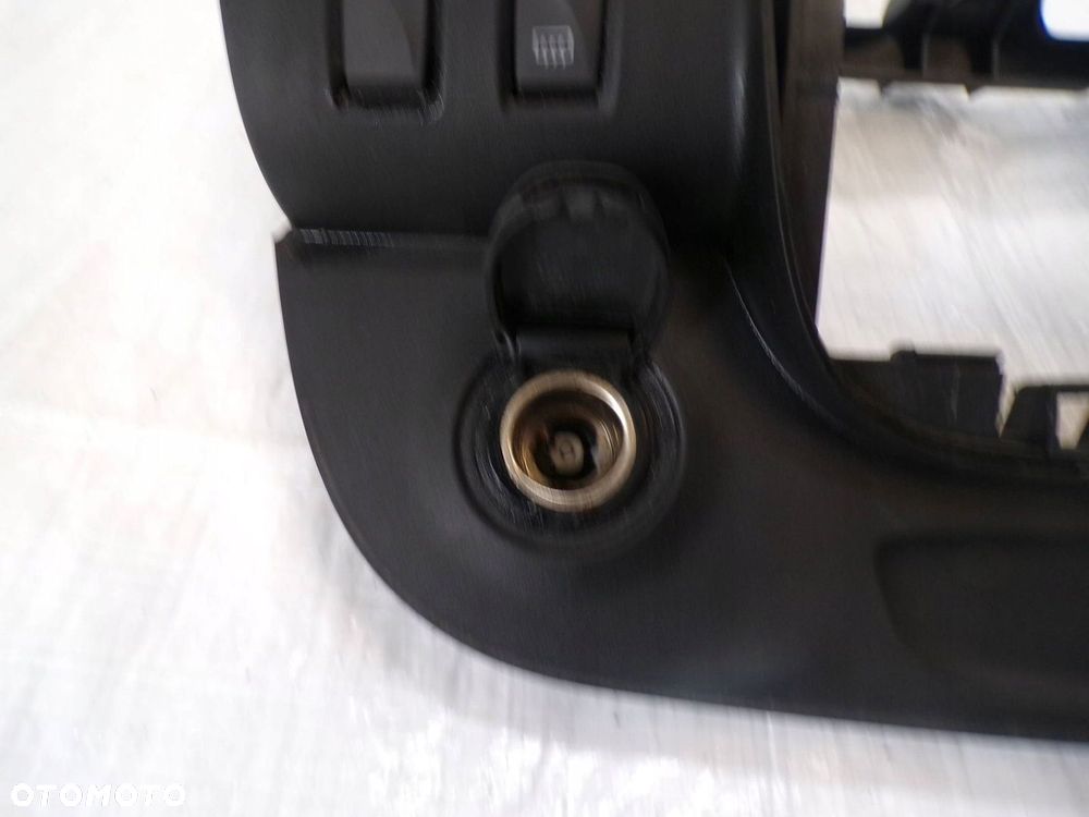 RENAULT TRAFIC III VIVARO B RAMKA ŚRODKOWA RADIA PANELU PRZYCISK - 9