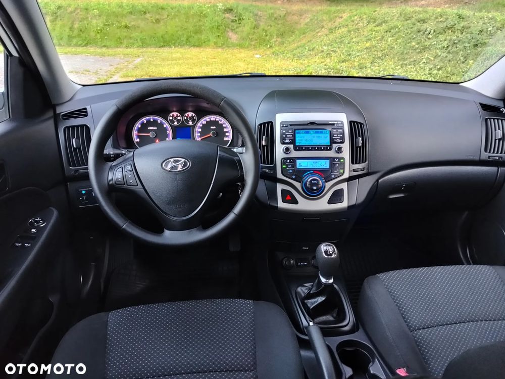 Hyundai i30 1.4 Comfort - 11