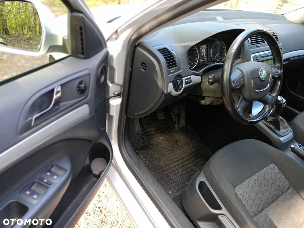 Skoda Octavia - 6