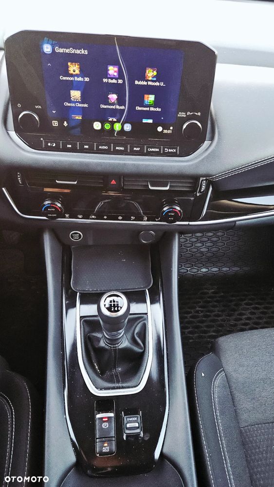 Nissan Qashqai 1.3 DIG-T N-Connecta - 28