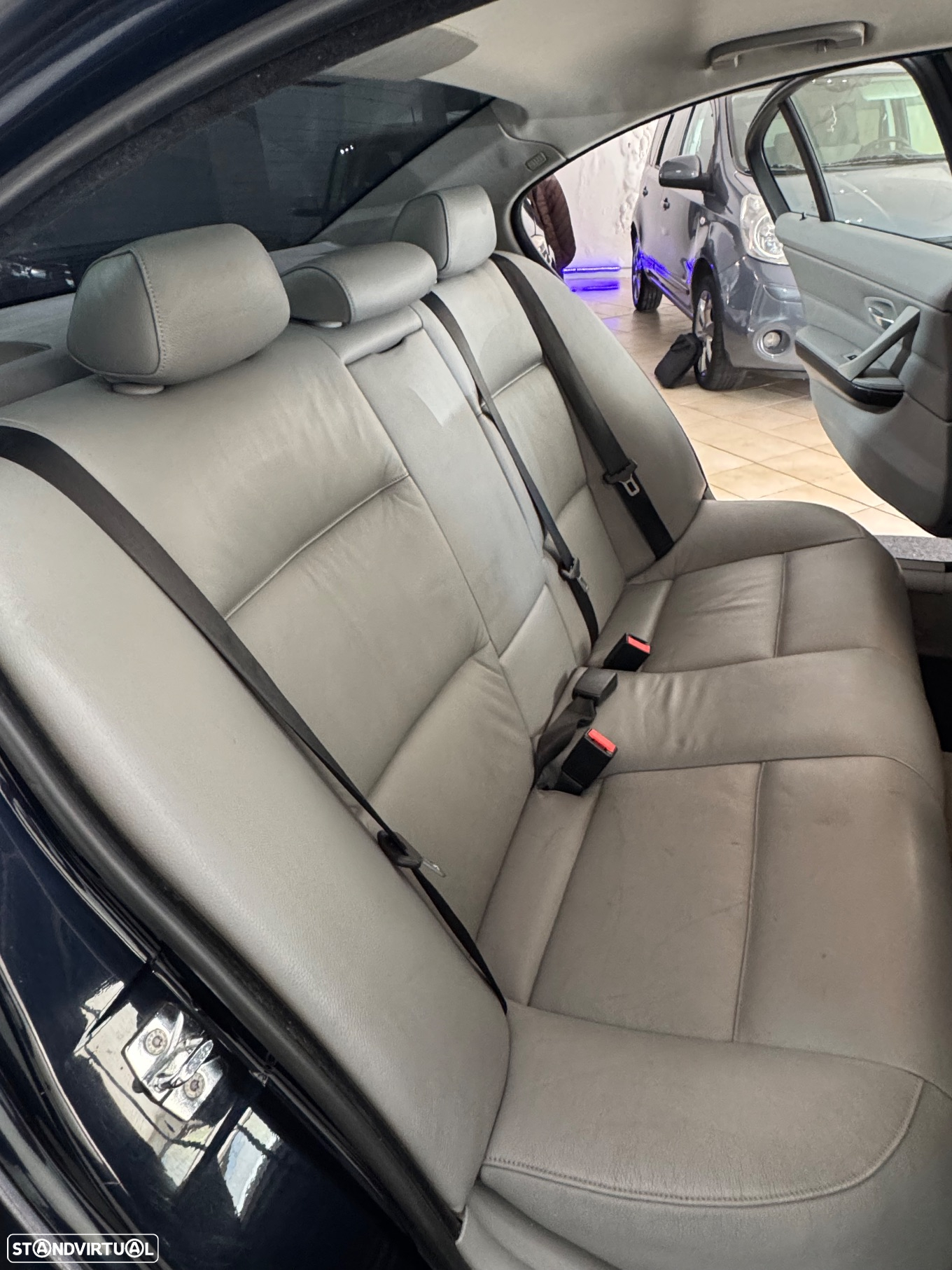 BMW 320 d Exclusive - 13