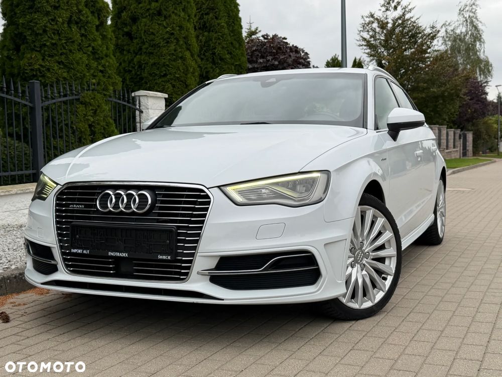 Audi A3 Sportback 1.4 TFSI e-tron S line Sportpaket - 1