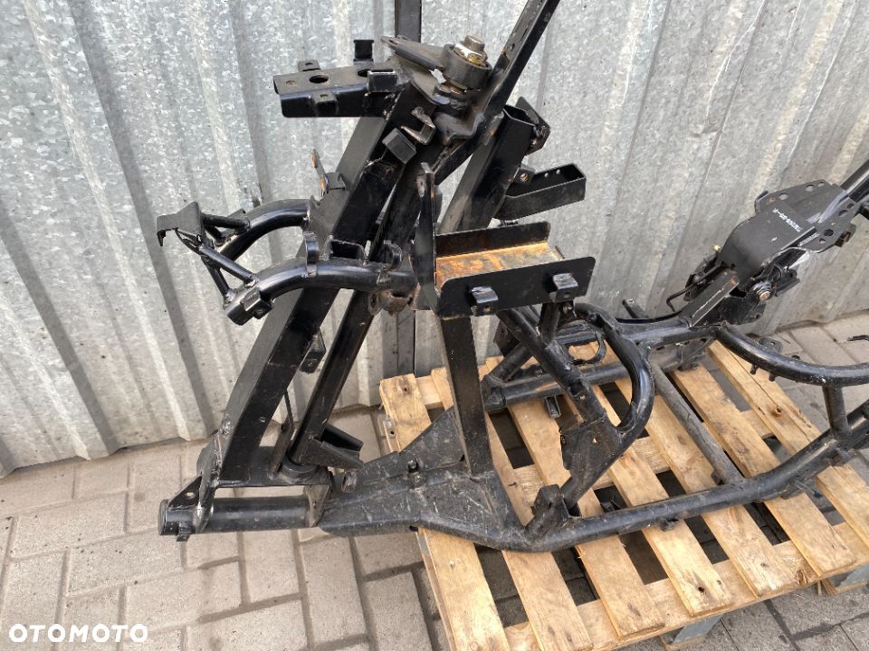 Rama dokumenty Quadro 3 350 13r. - 5