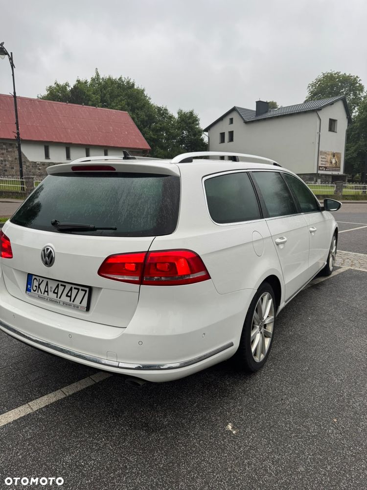 Volkswagen Passat 2.0 TDI 4Mot Highline DSG - 8