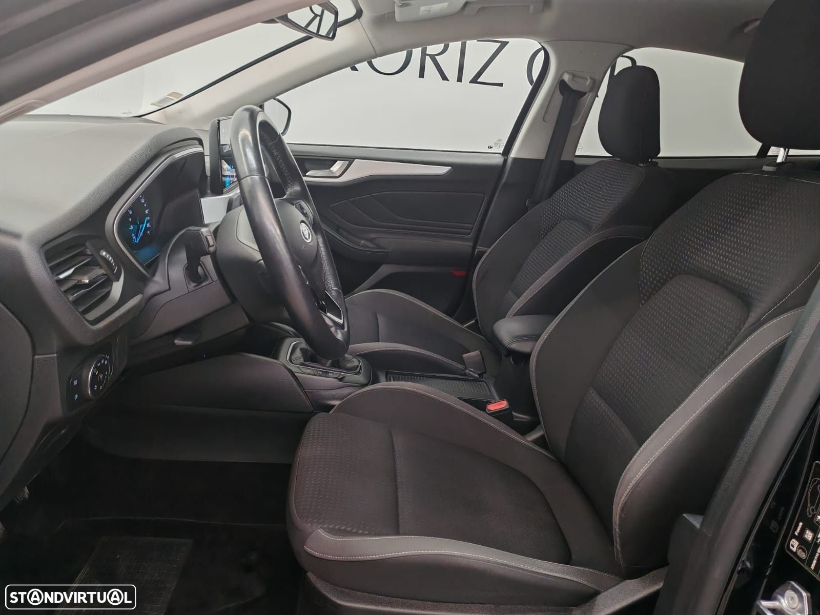 Ford Focus 1.5 TDCi EcoBlue Active - 9