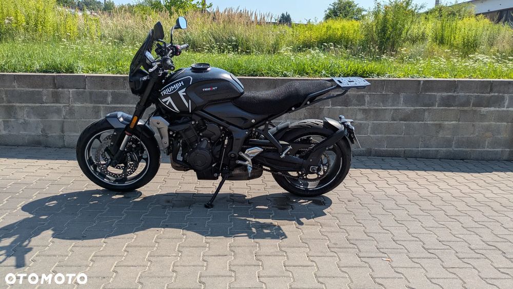 Triumph Trident - 1
