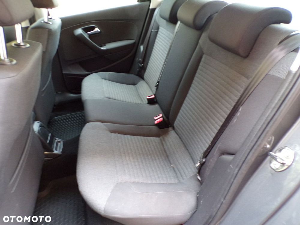 Volkswagen Polo - 25