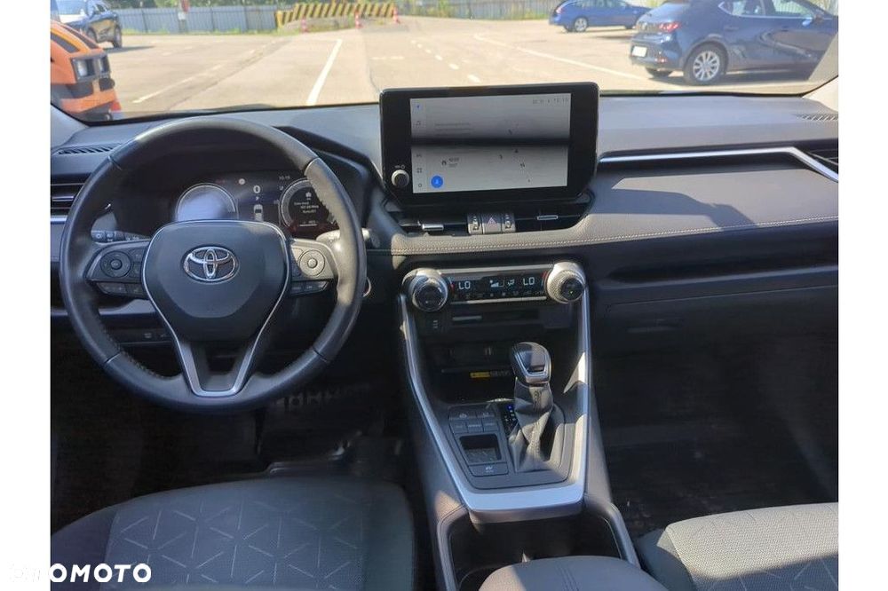 Toyota RAV4 - 9