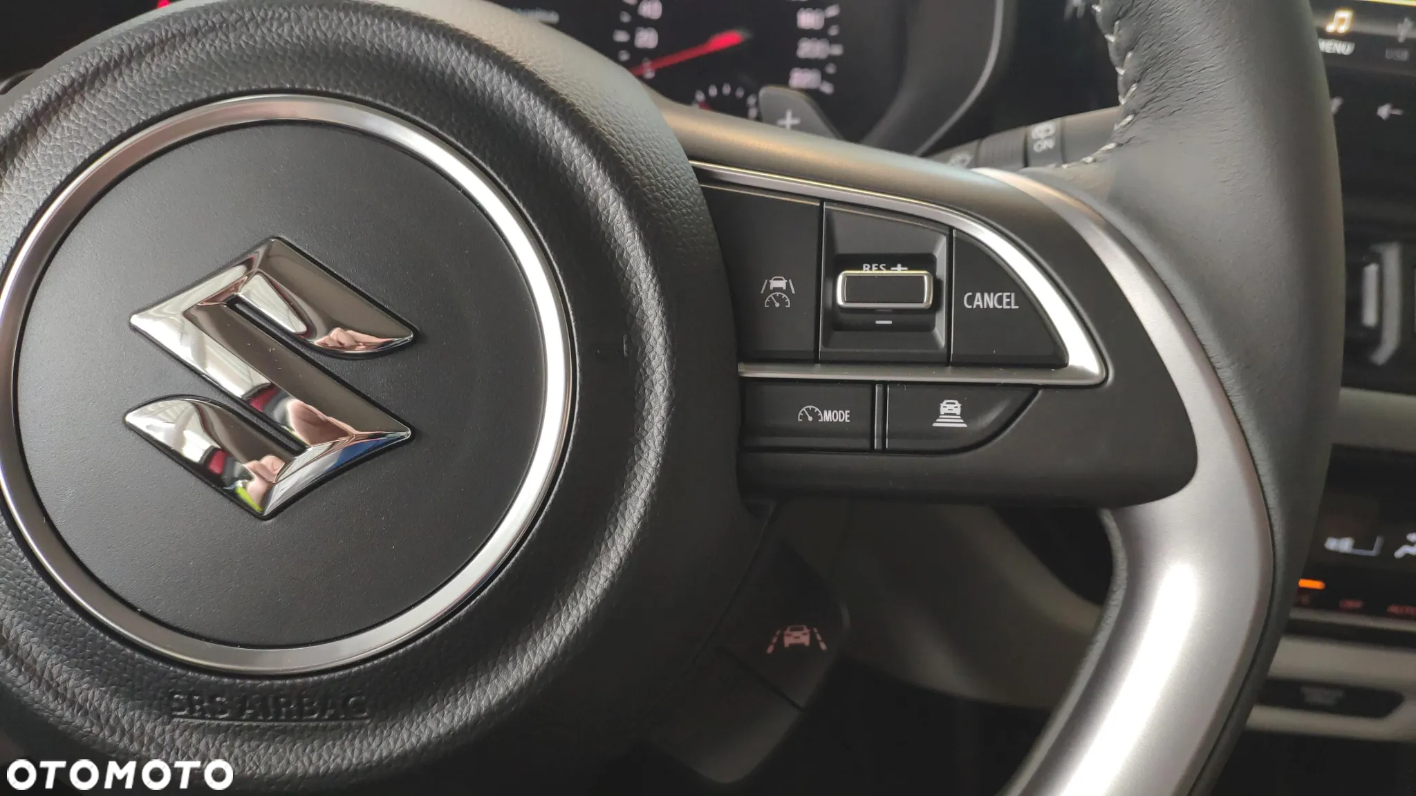 Suzuki Swift 1.2 Dualjet SHVS Elegance CVT - 14