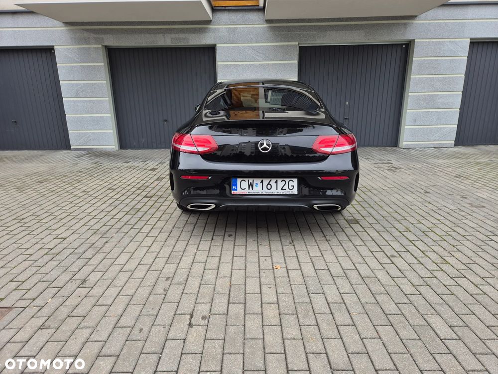 Mercedes-Benz Klasa C 300 7G-TRONIC - 6