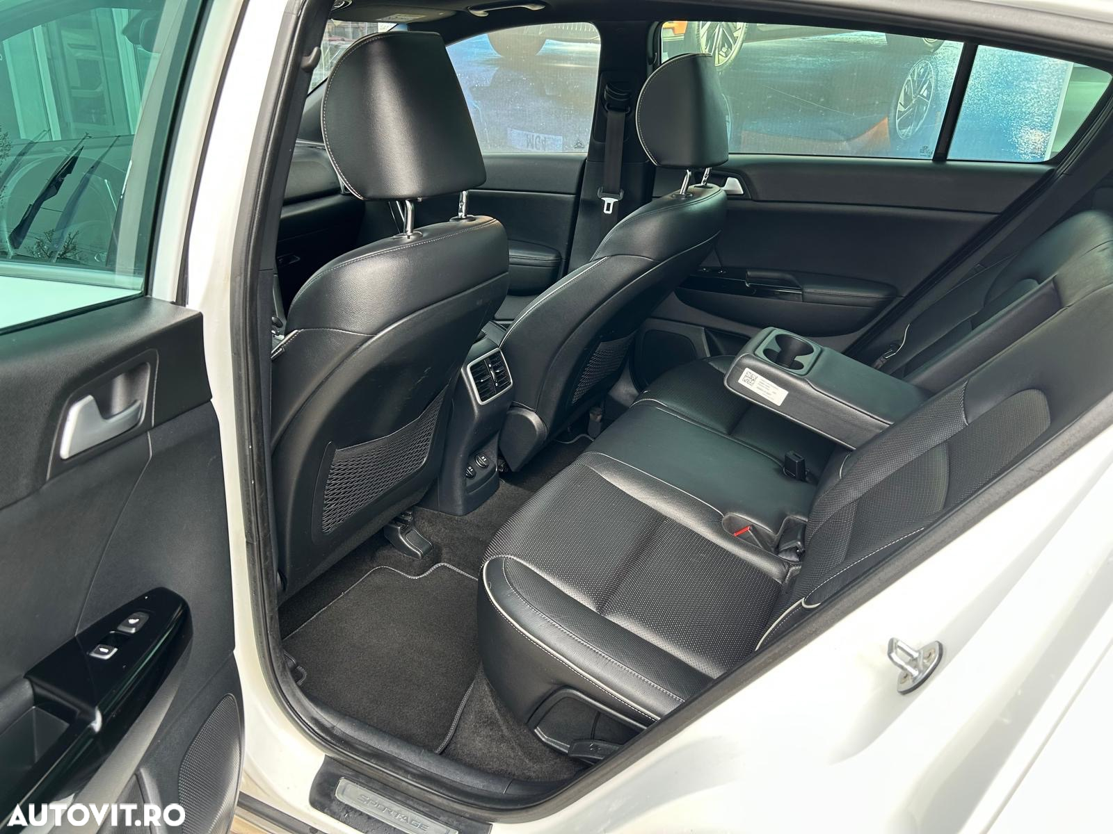 Kia Sportage 2,0 CRDI AWD Aut. GT Line - 7