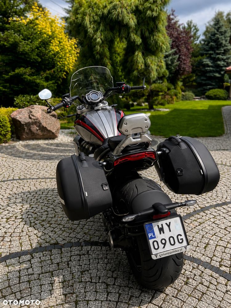 Triumph Rocket - 4