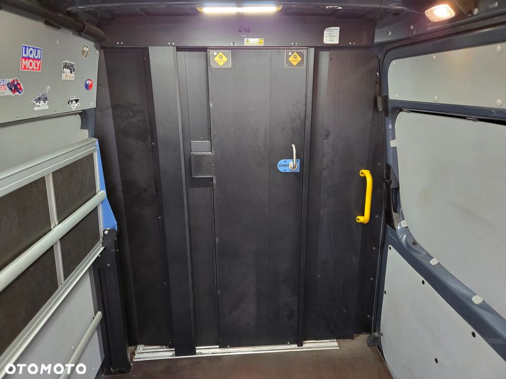 Mercedes-Benz Sprinter - 31