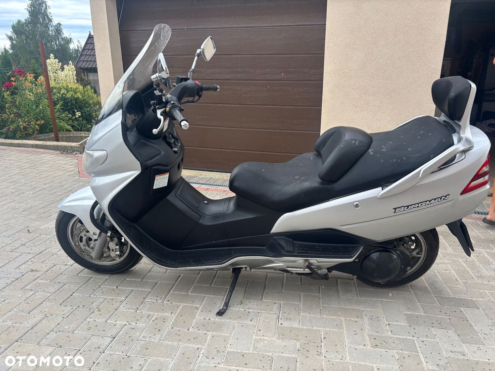 Suzuki Burgman - 1