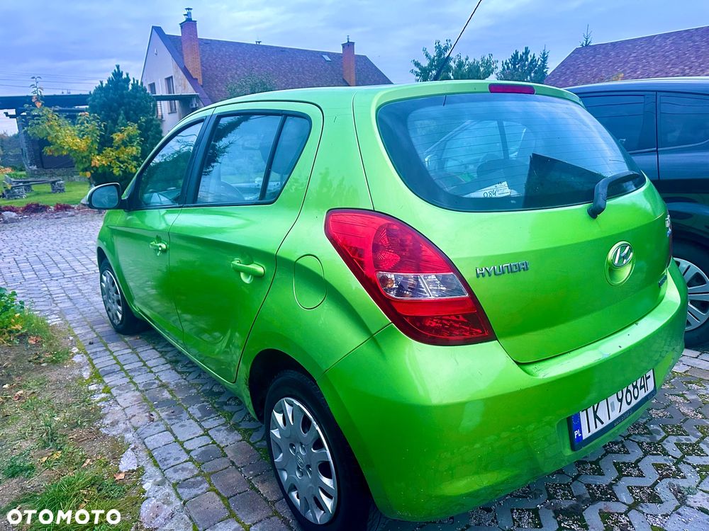 Hyundai i20 - 10