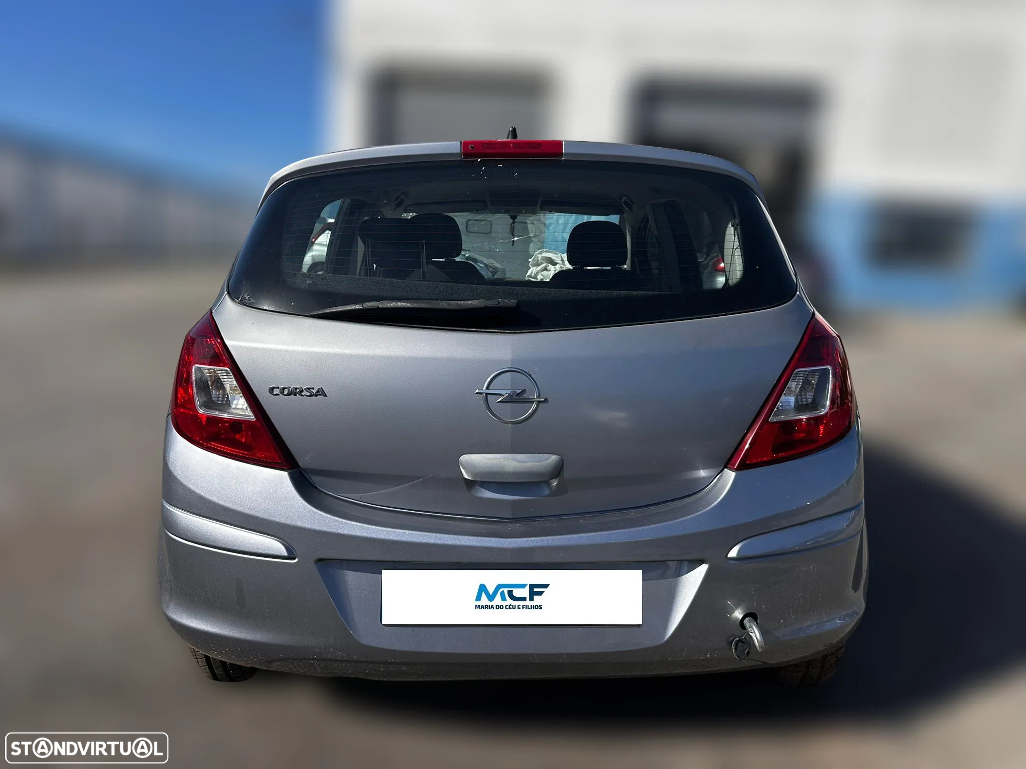 Opel Corsa D 1.2i de 2010 para peças - 4