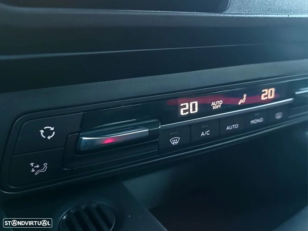 Peugeot Rifter 1.2 PureTech Allure - 32