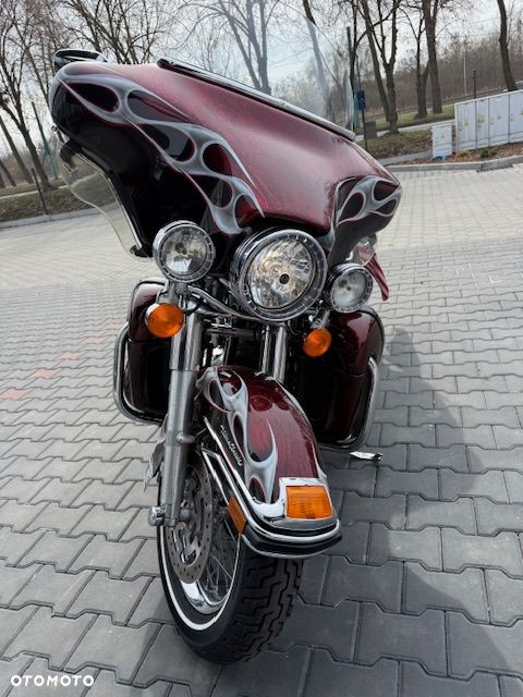 Harley-Davidson FLH Electra Glide - 12