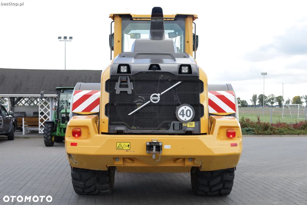 Volvo L120H - 8