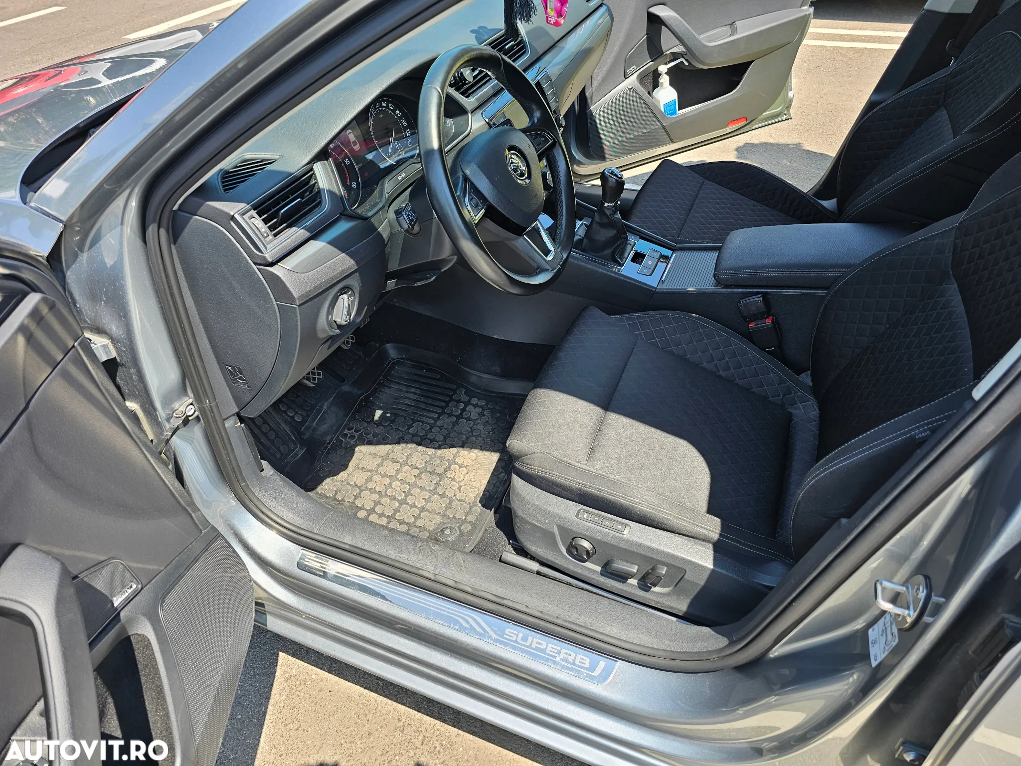Skoda Superb 1.6 TDI Ambition - 13