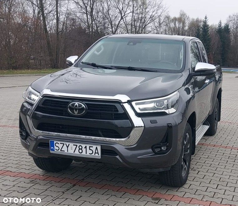 Toyota Hilux - 10