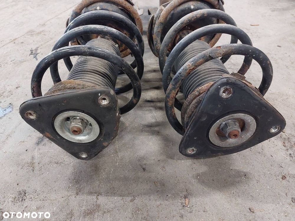 AMORTYZATOR SPRĘŻYNA ZWROTNICA LEWY + PRAWY PRZÓD FOCUS MK2 2.0 TDCI - 2