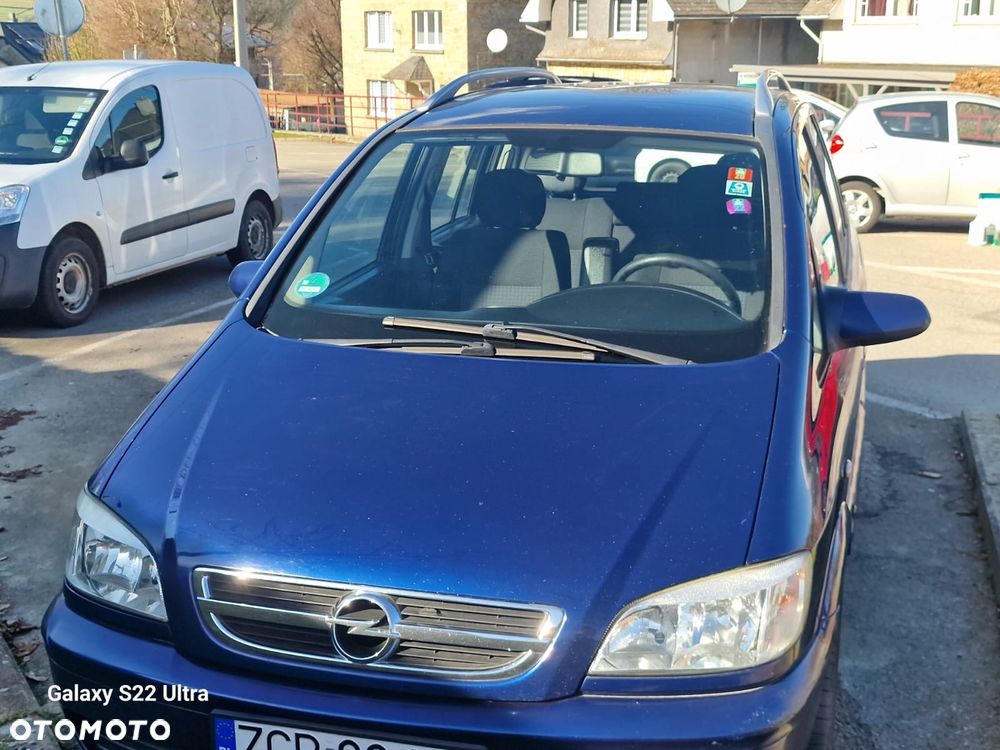 Opel Zafira 1.8 16V Elegance - 1