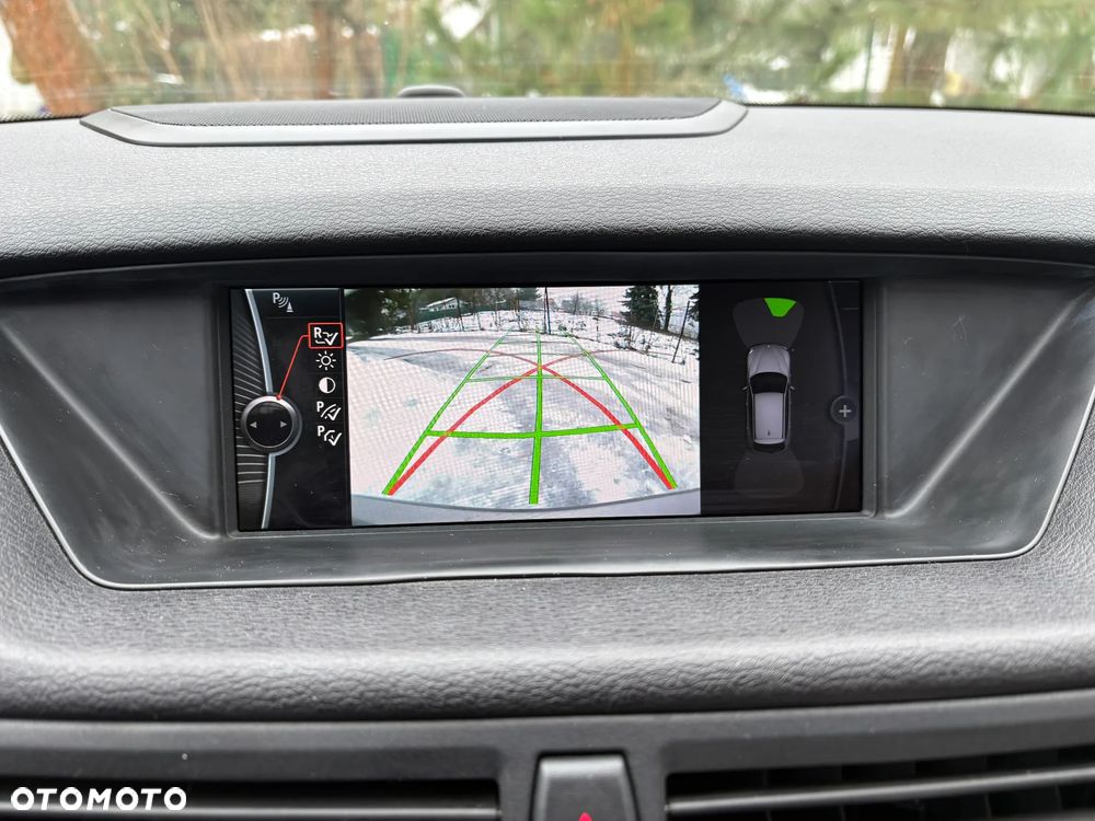 BMW X1 sDrive18d xLine - 12