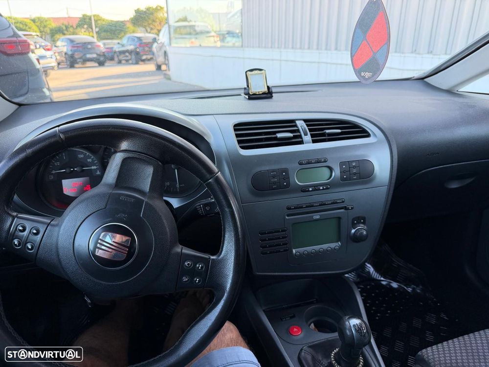 SEAT Leon 1.9 TDI Ecomotive Style - 6