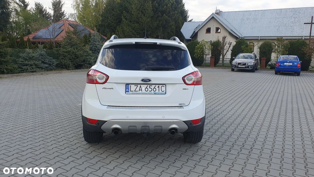 Ford Kuga 2.0 TDCi 2x4 Titanium - 5