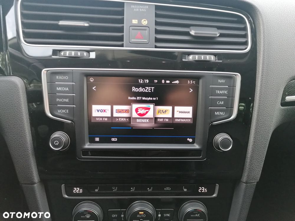 Volkswagen Golf 1.4 TSI BMT Highline - 28