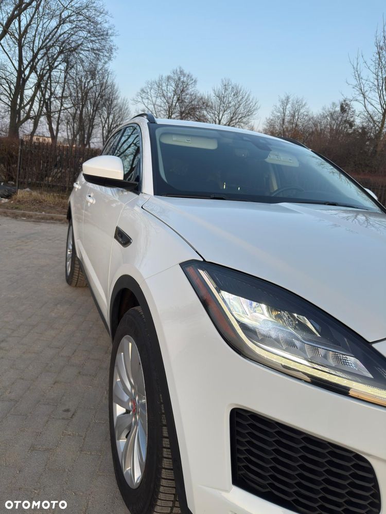 Jaguar E-Pace P250 AWD SE - 6