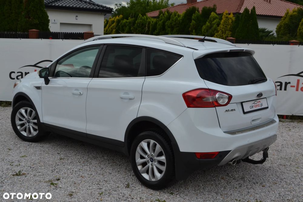 Ford Kuga 2.0 TDCi 2x4 Titanium - 11