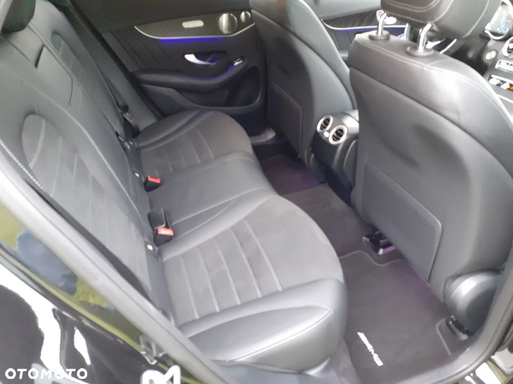 Mercedes-Benz GLC 300 d 4Matic 9G-TRONIC AMG Line Plus - 21