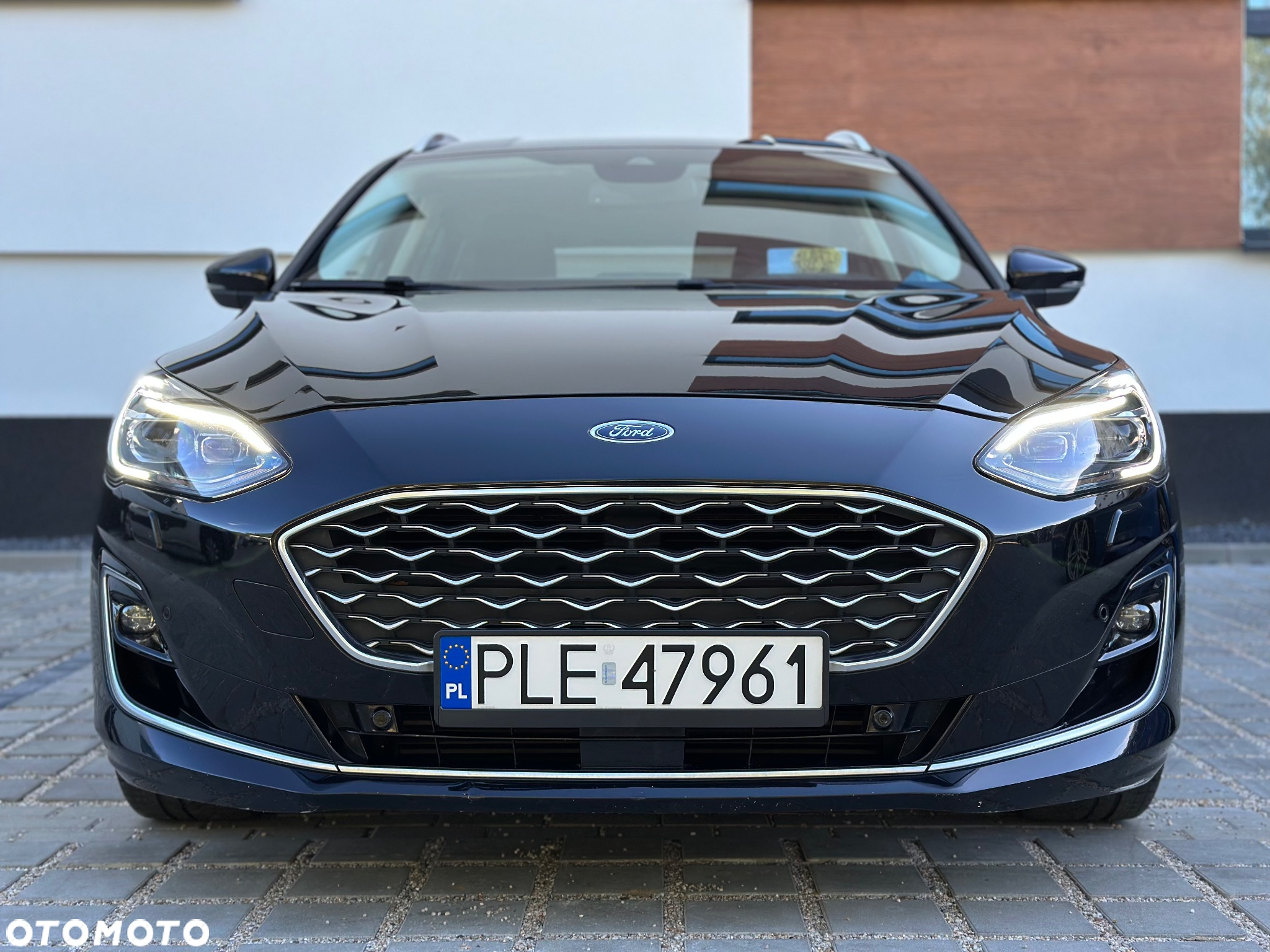 Ford Focus 1.0 EcoBoost Hybrid ST-LINE VIGNALE - 3