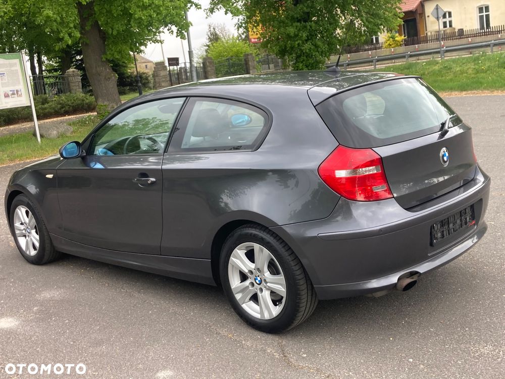 BMW Seria 1 118i - 4