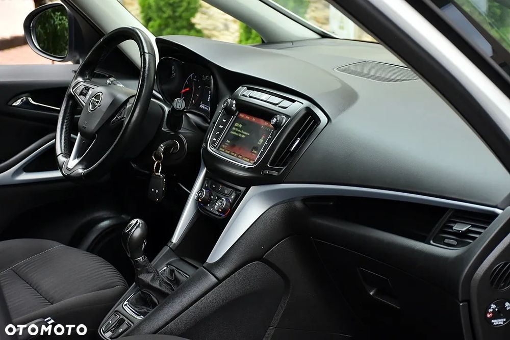 Opel Zafira 1.4 Turbo Active - 28