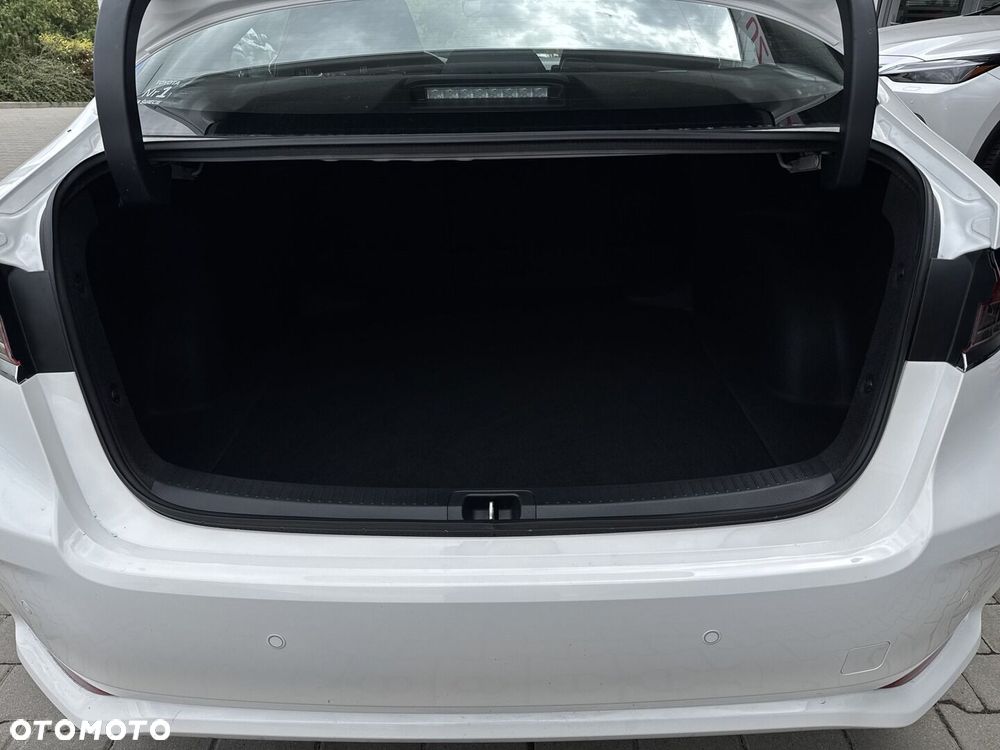 Toyota Corolla - 33