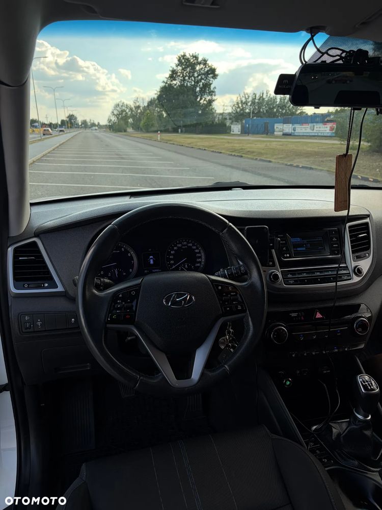 Hyundai Tucson - 11