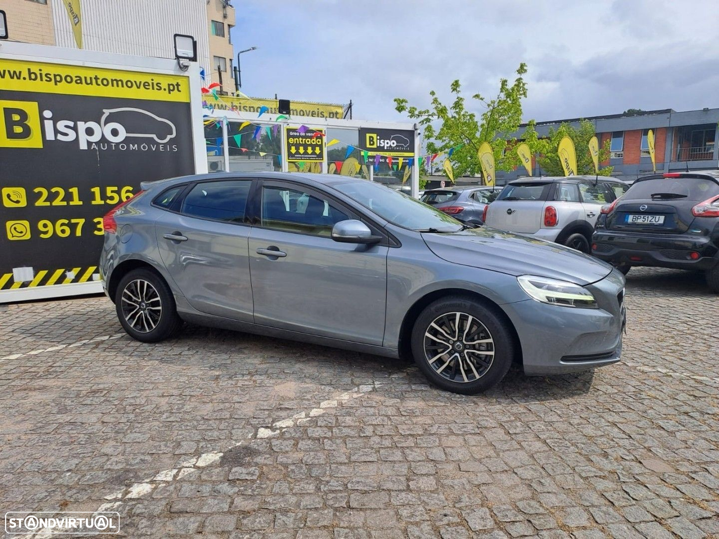 Volvo V40 2.0 D3 Momentum - 6
