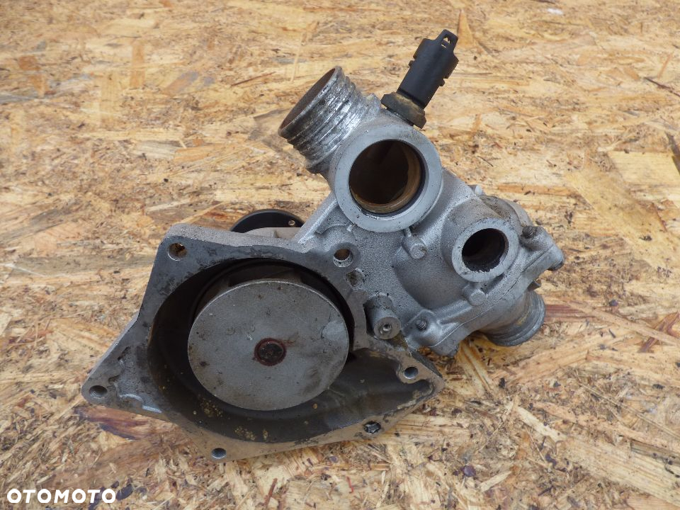 BMW E38 E39 V8 4.4 3.5 POMPA WODY - 3