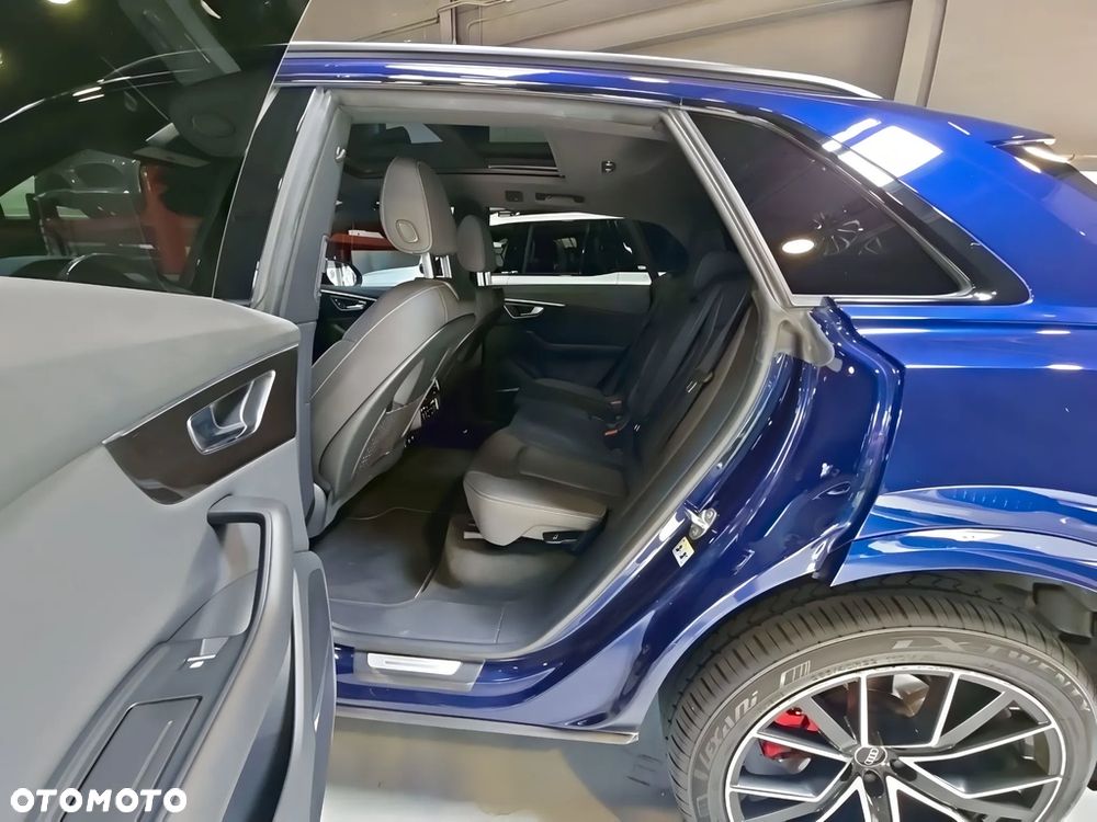 Audi Q8 55 TFSI quattro tiptronic - 8