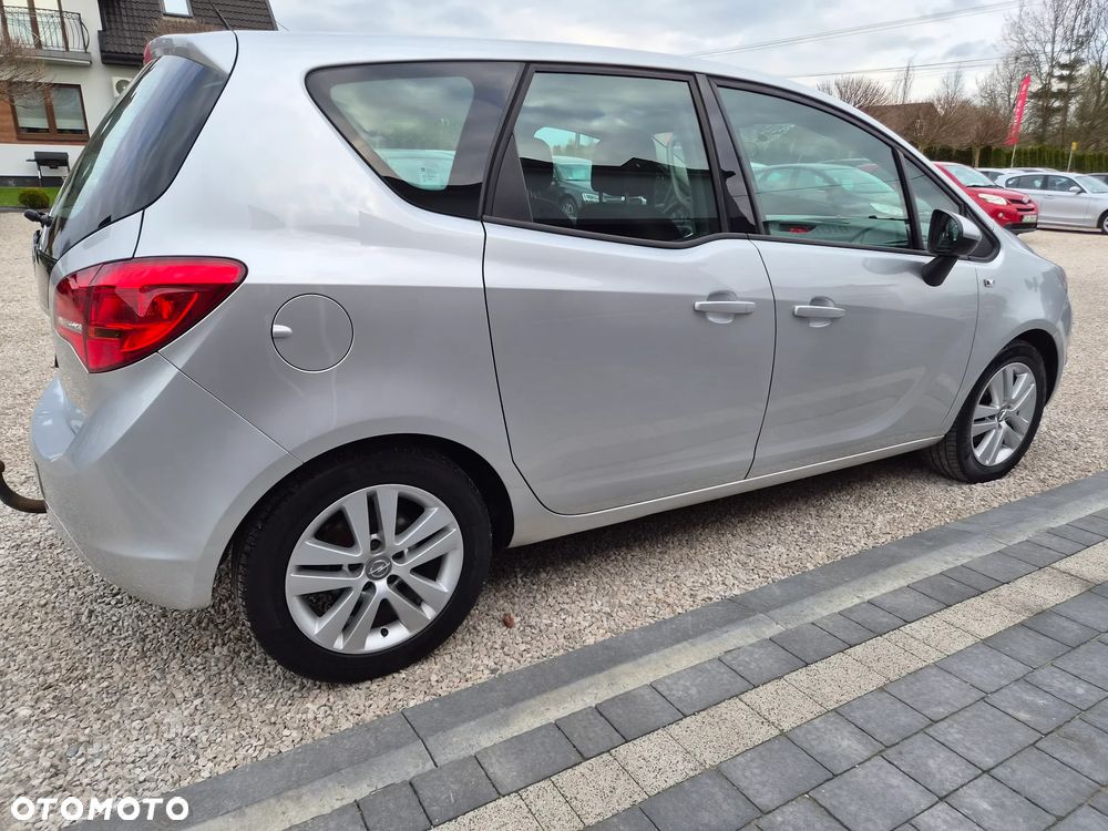 Opel Meriva - 10