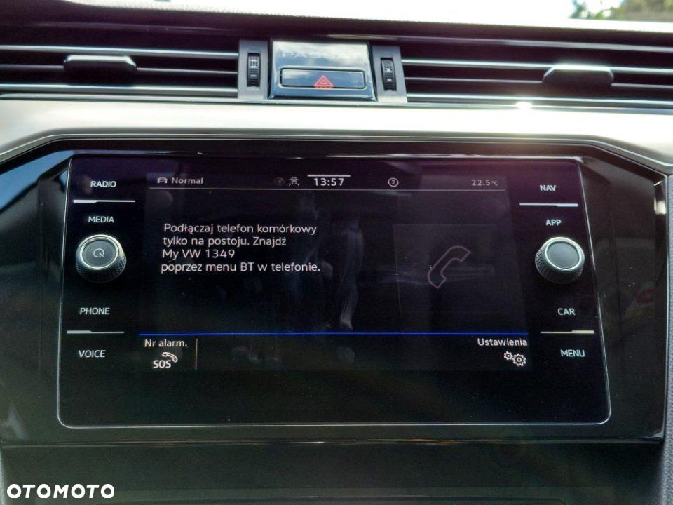 Volkswagen Passat - 25